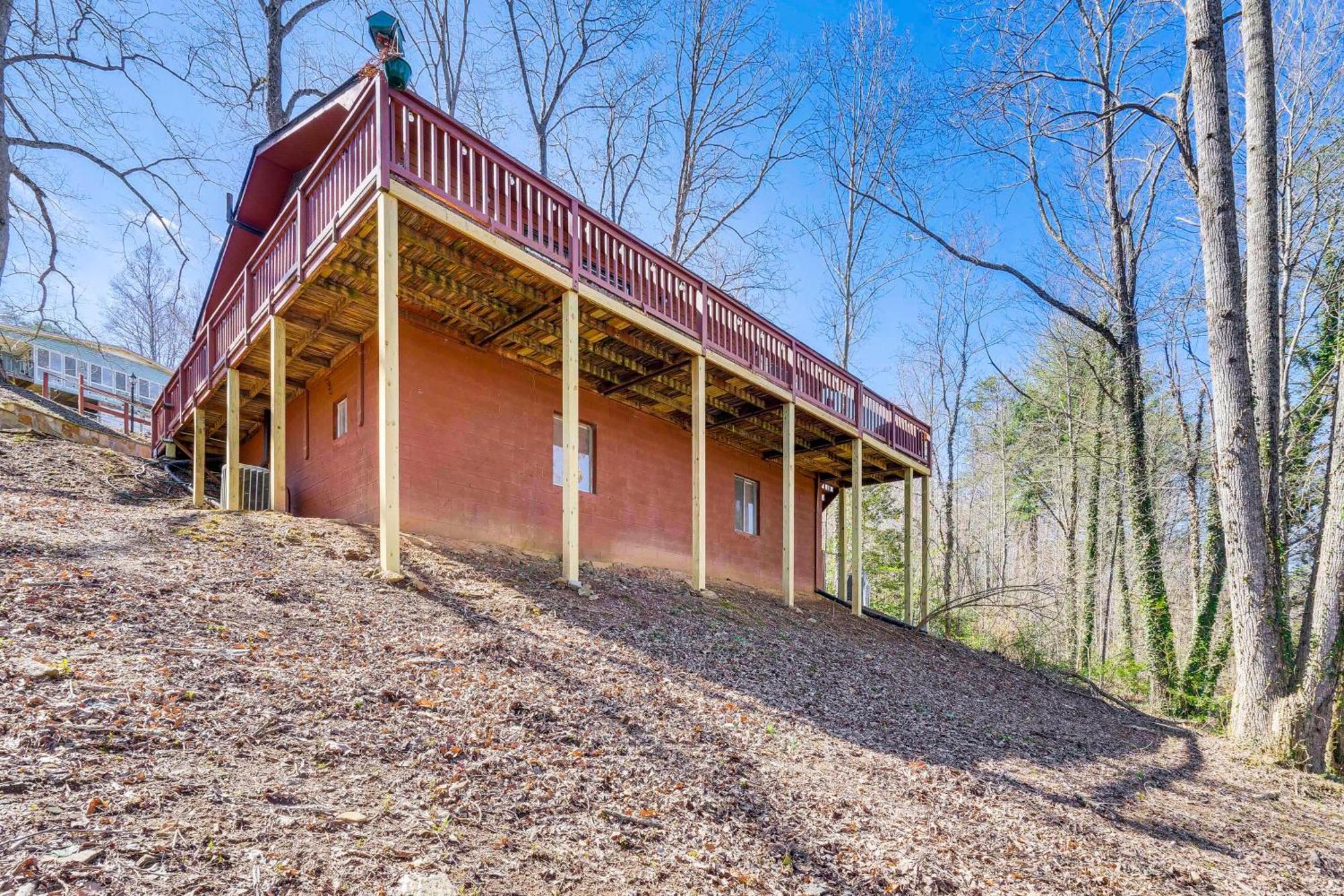 Pet-Friendly Hiawassee Cabin With Lake Views And Sauna Villa Exterior photo