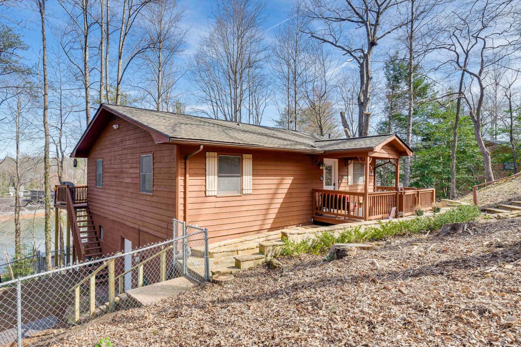 Pet-Friendly Hiawassee Cabin With Lake Views And Sauna Villa Exterior photo